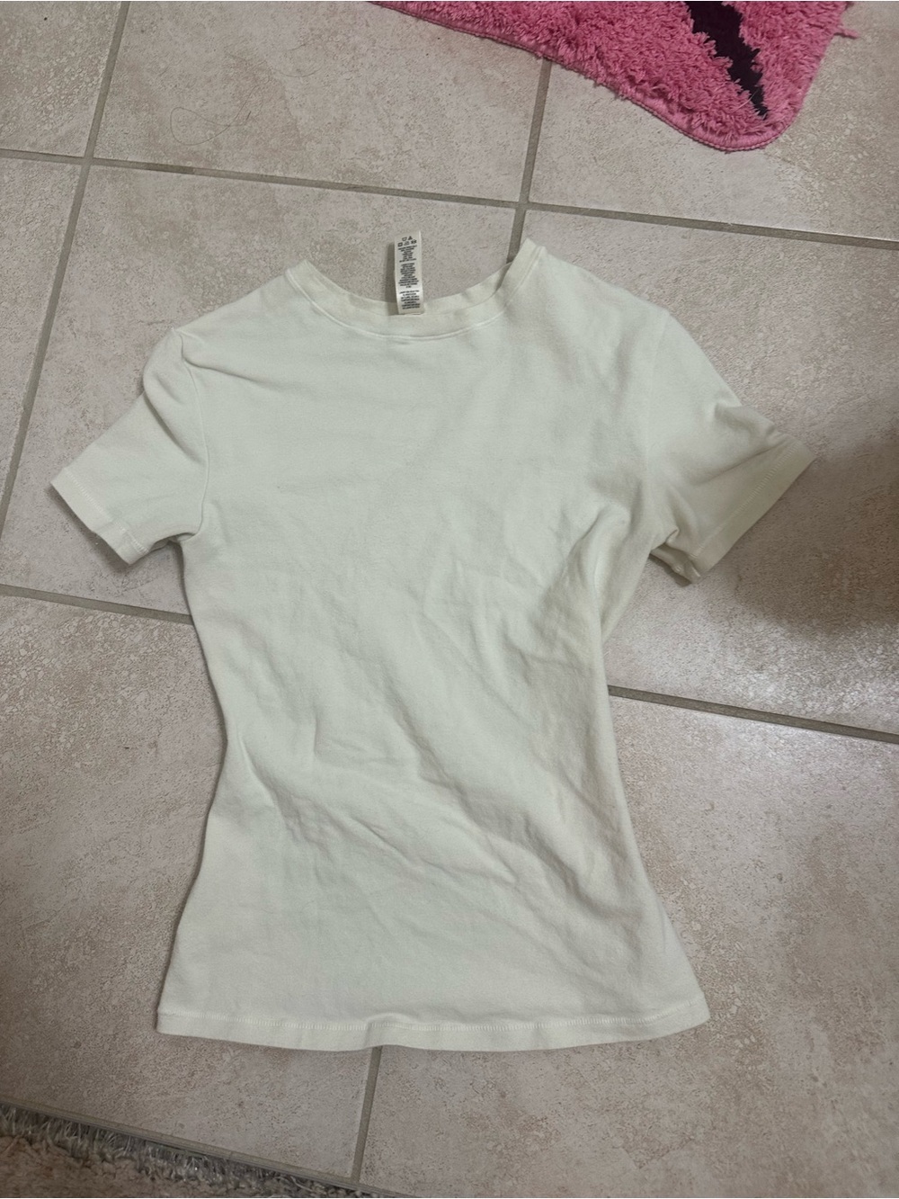 Skims Classic Short-Sleeve Crewneck Top in Off-White